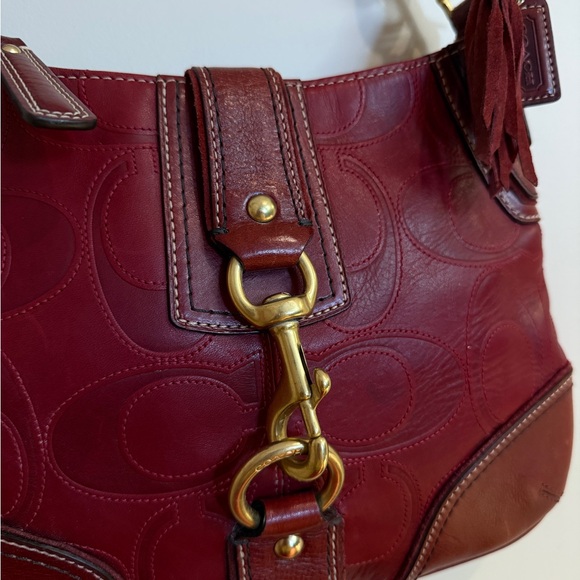 Rare Coach Burgundy Leather Shoulder Bag with Tassel - Picture 2 of 11